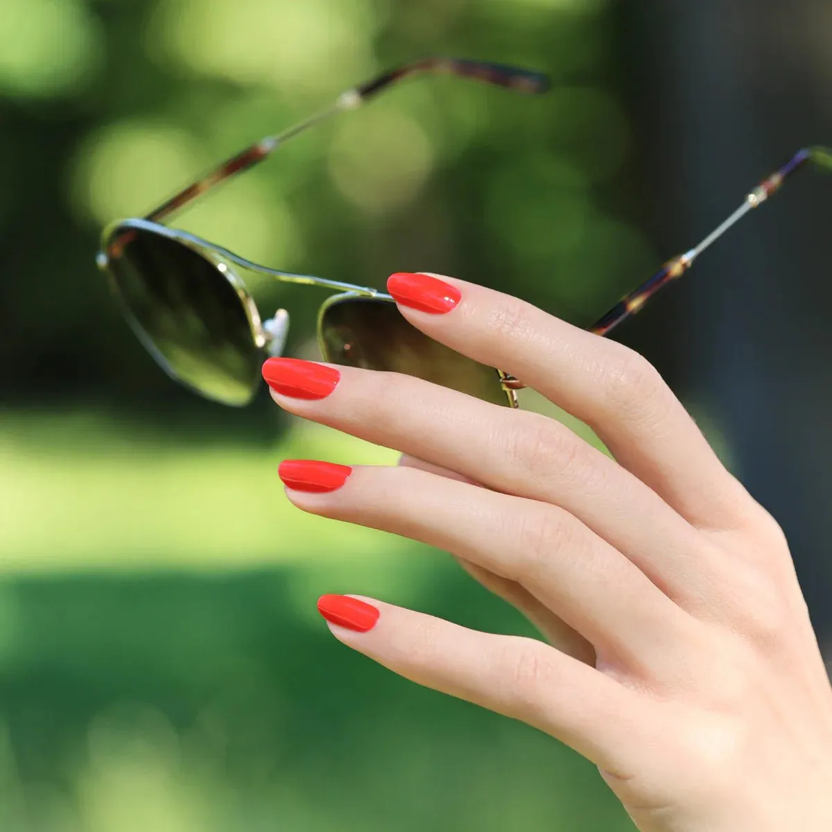 Manucurist Green - Red coral Nail polish