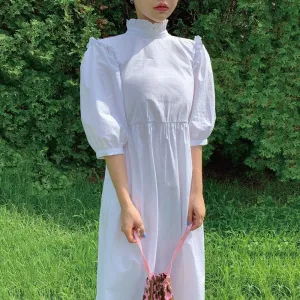 Stand-up collar dress with wood ears